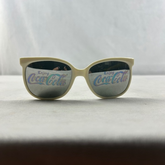 Vintage Coca-Cola white frame sunglasses - Picture 1 of 5